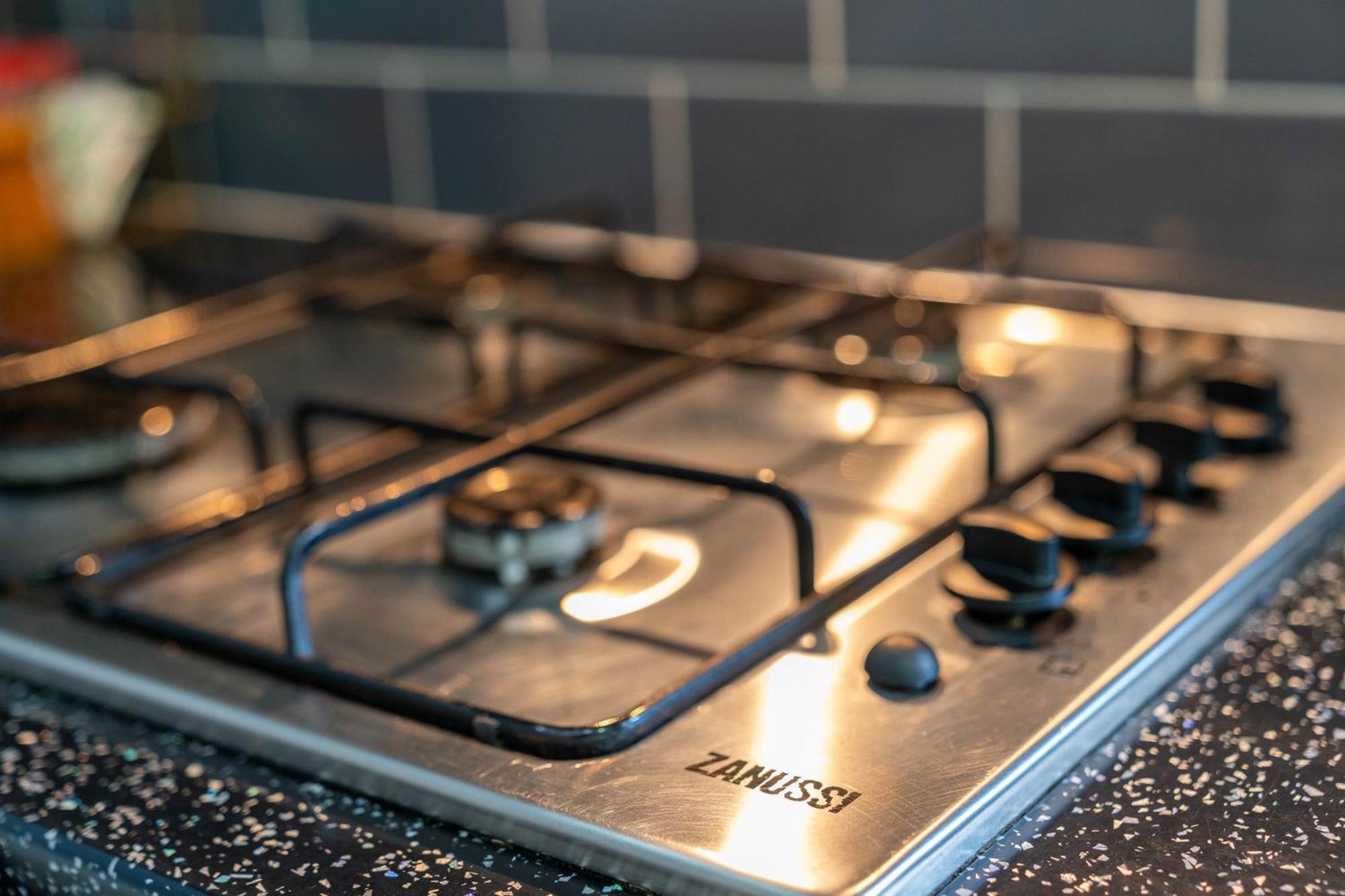 Five Bedroom Townhouse - Near City Centre - Edgbaston - On Street Parking - Wifi - Netflix - 974P Birmingham Dış mekan fotoğraf