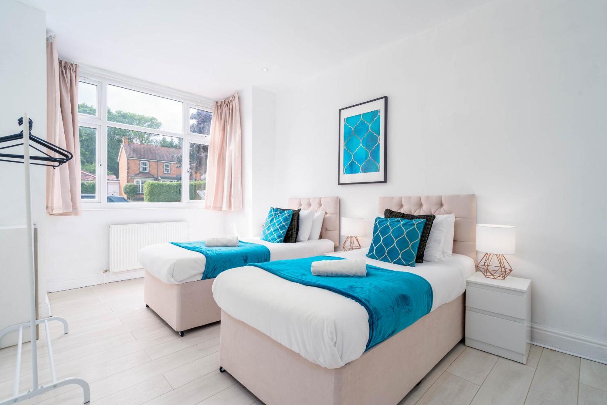 Five Bedroom Townhouse - Near City Centre - Edgbaston - On Street Parking - Wifi - Netflix - 974P Birmingham Dış mekan fotoğraf